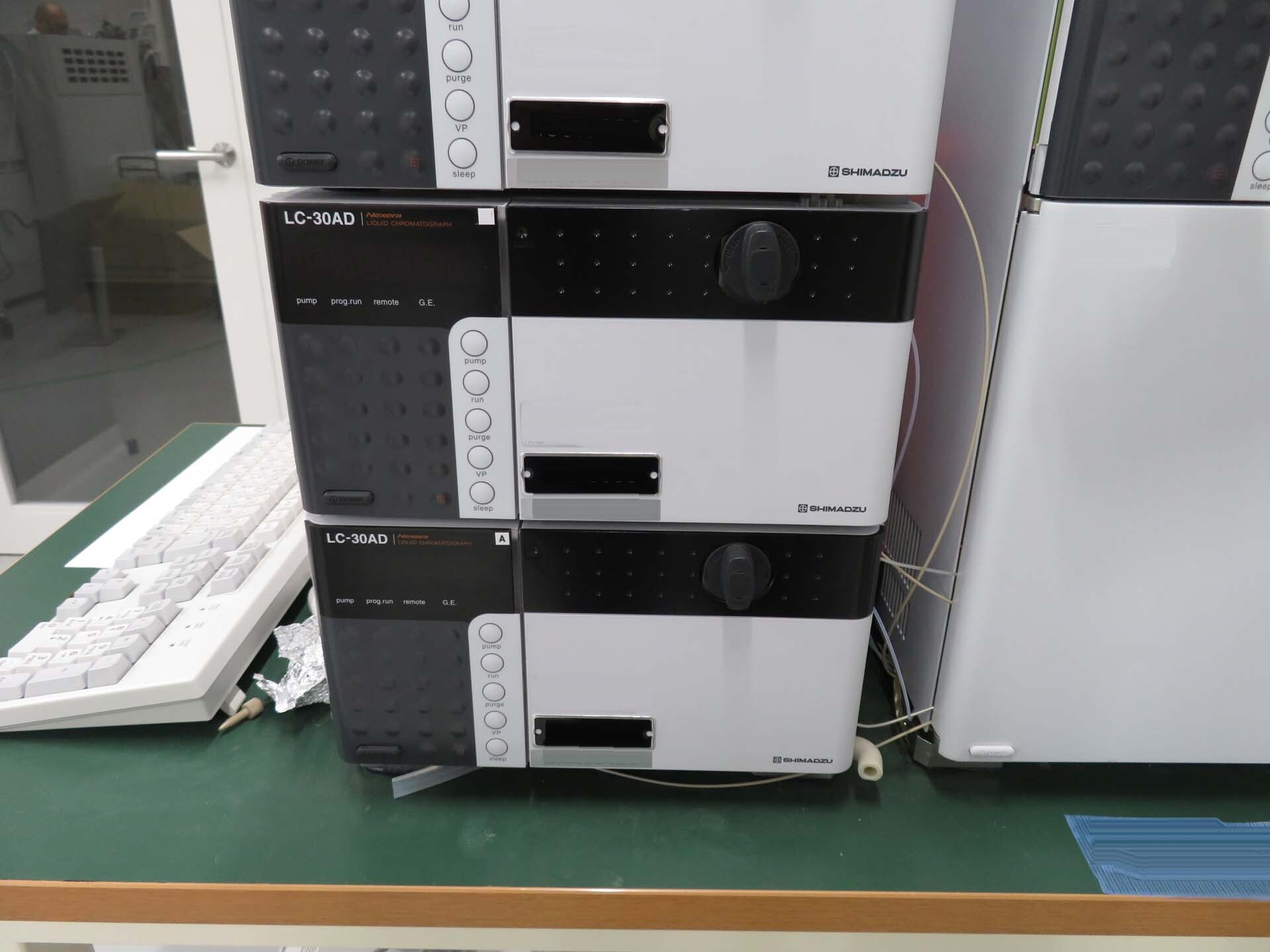 图为 已使用的 SHIMADZU Lot of equipment 待售