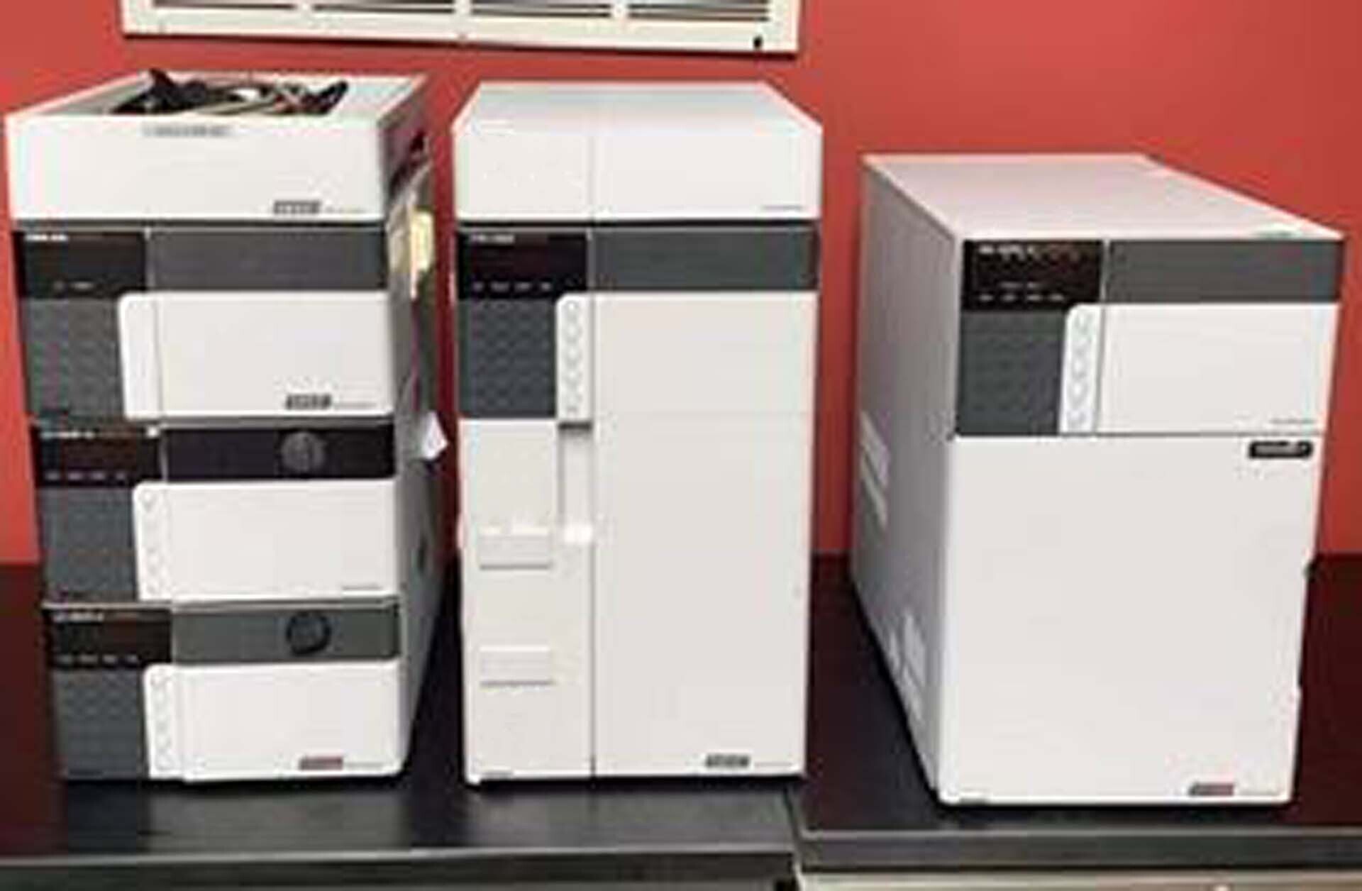 Photo Used SHIMADZU Prominence LC-20ADXR UFLC Stack For Sale