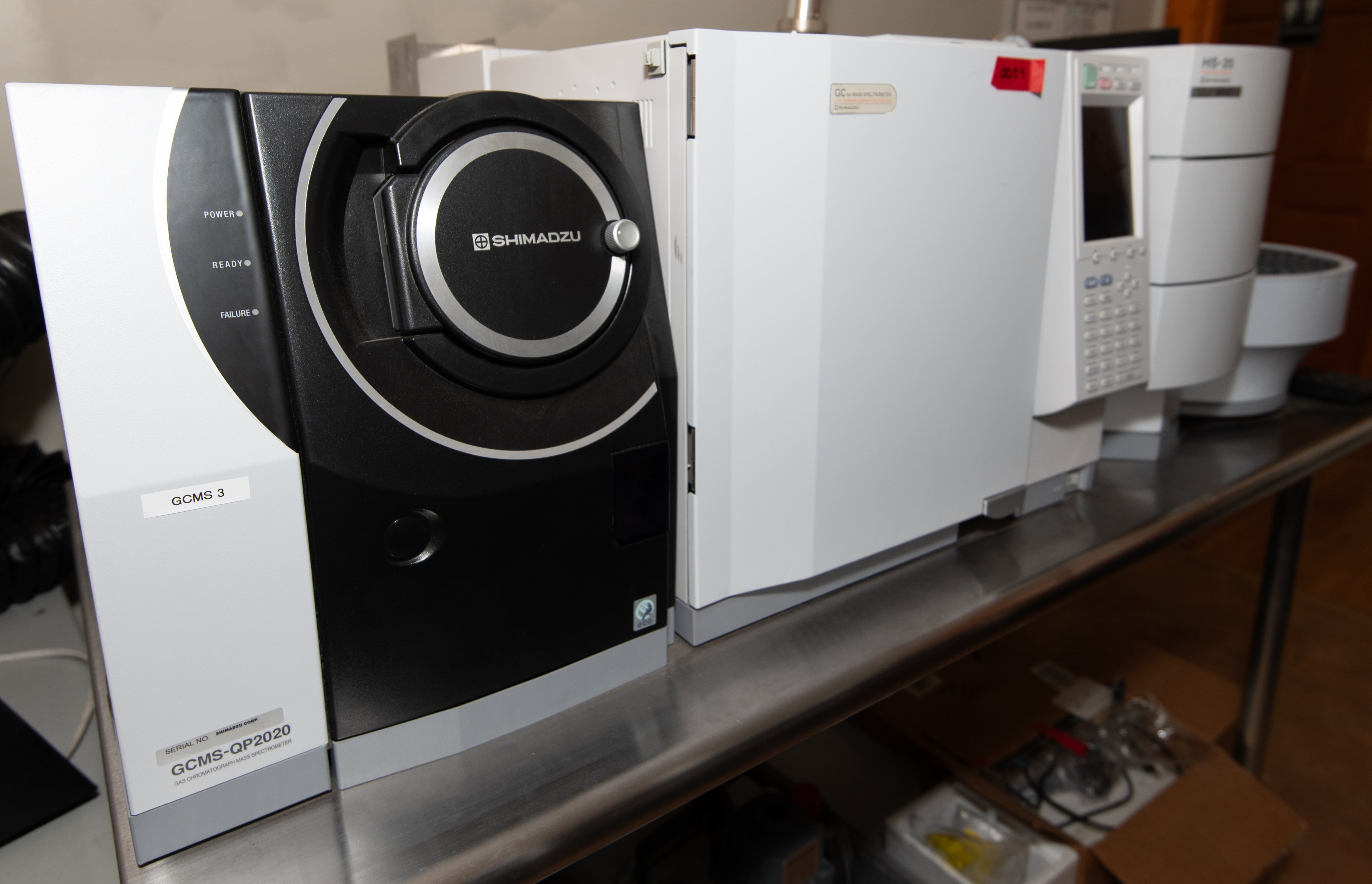 フォト（写真） 使用される SHIMADZU QP 2020 販売のために