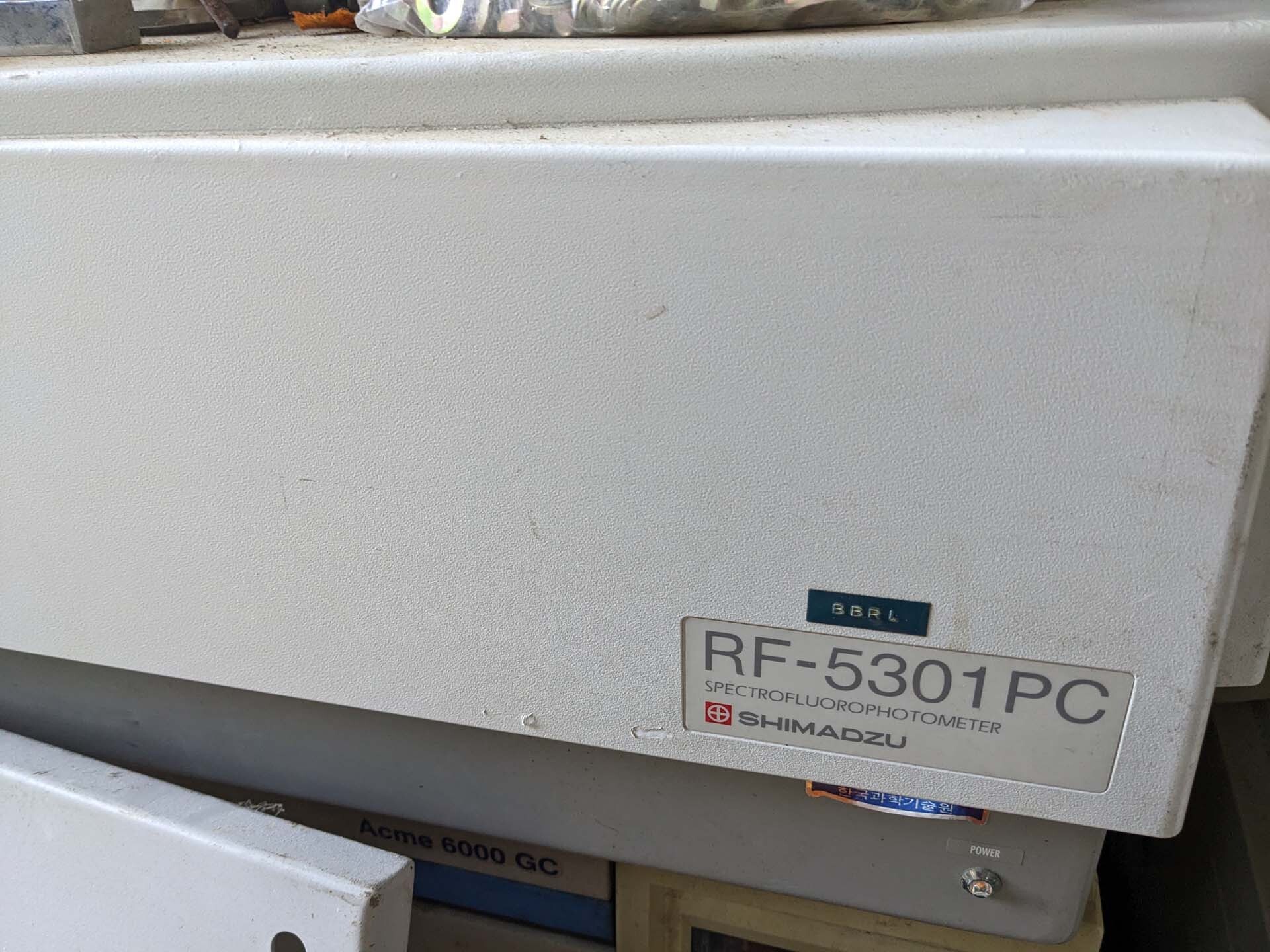 圖為 已使用的 SHIMADZU RF 5301 待售