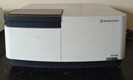 Foto Verwendet SHIMADZU RF 6000 Zum Verkauf