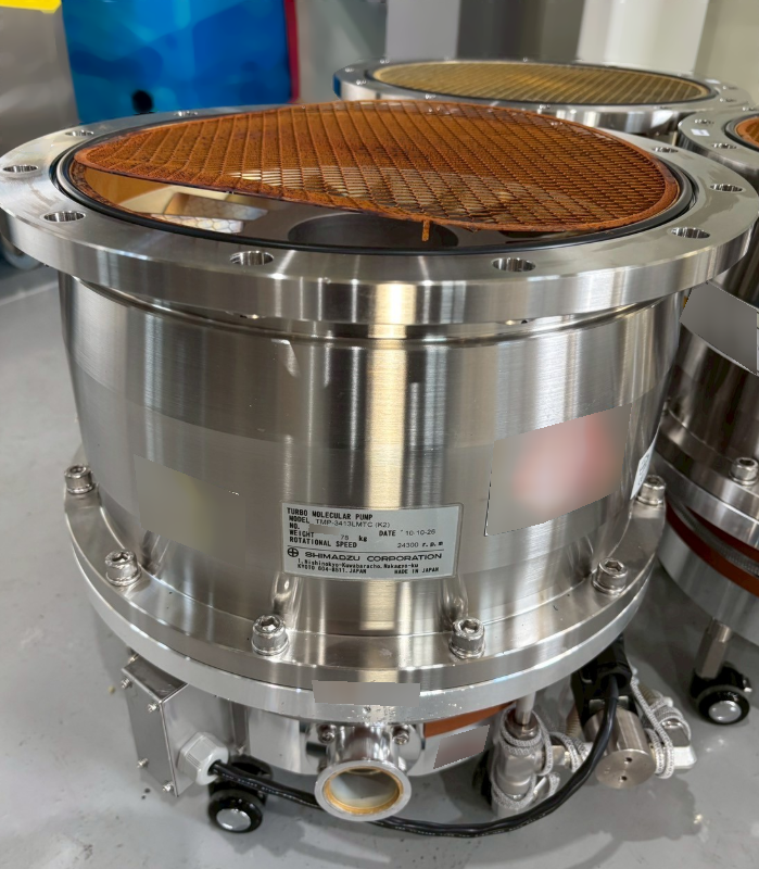 Photo Used SHIMADZU TMP-3413LMTC For Sale