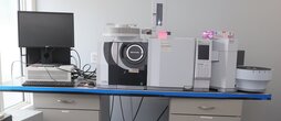 图为 已使用的 SHIMADZU TQ-8050 待售