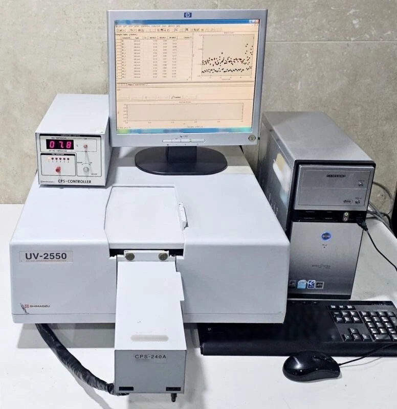 フォト（写真） 使用される SHIMADZU UV 2550 販売のために