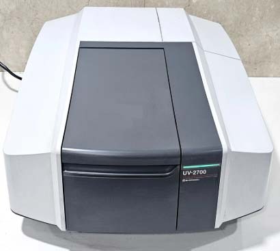 Foto Verwendet SHIMADZU UV-2700 Zum Verkauf