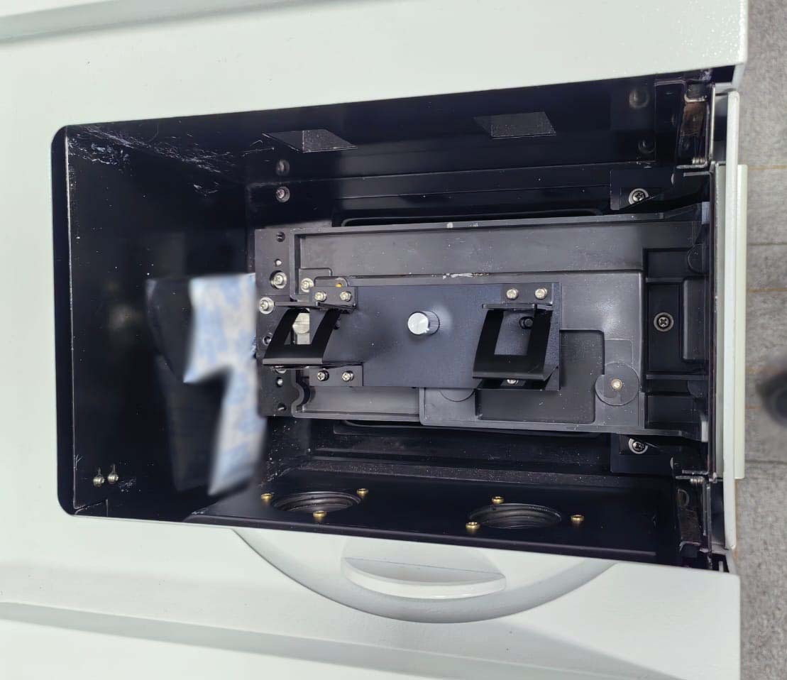 Foto Verwendet SHIMADZU UV-3600 Zum Verkauf