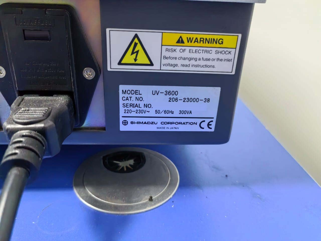 Foto Verwendet SHIMADZU UV-3600 Zum Verkauf