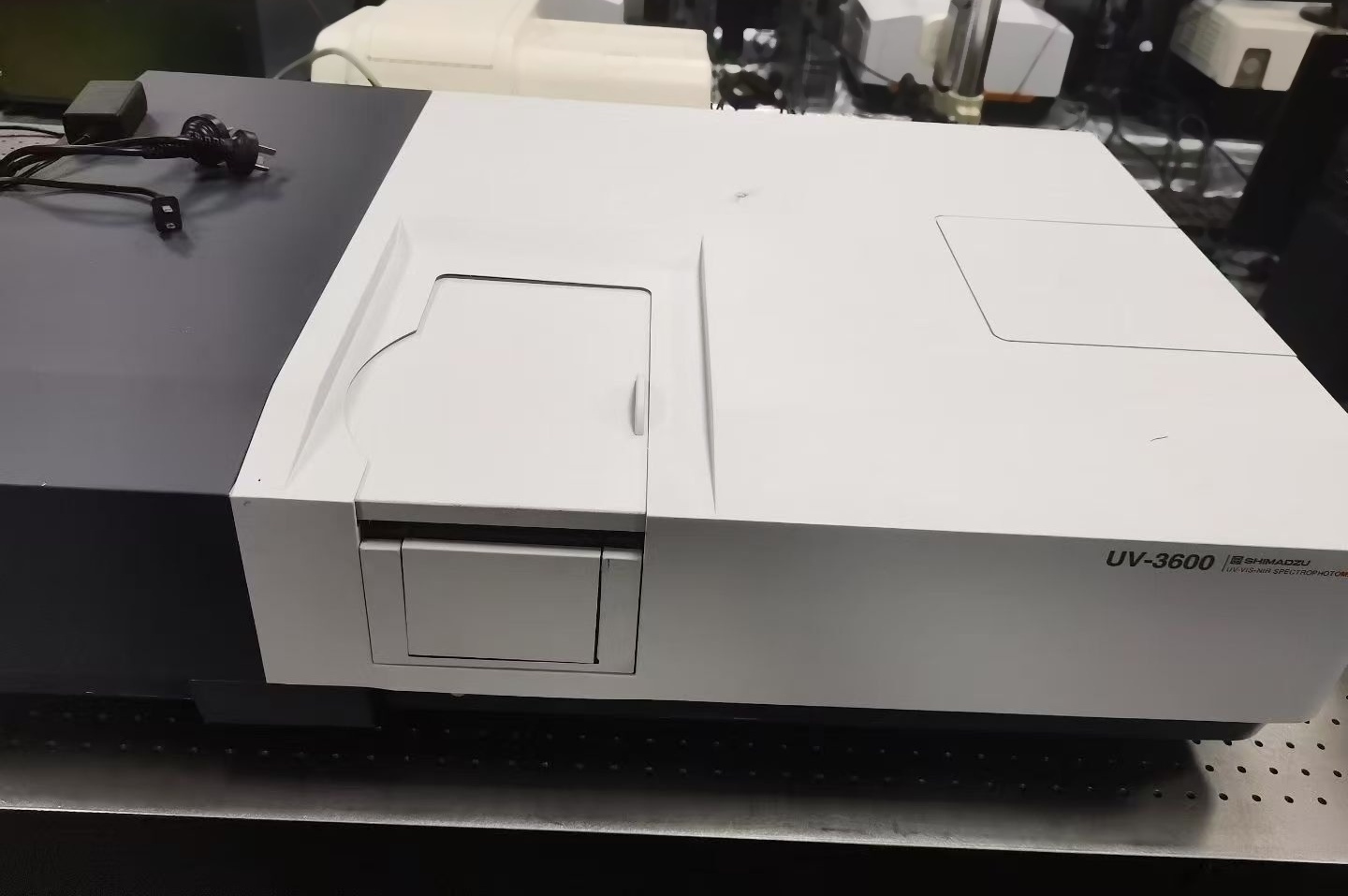 사진 사용됨 SHIMADZU UV-3600 판매용