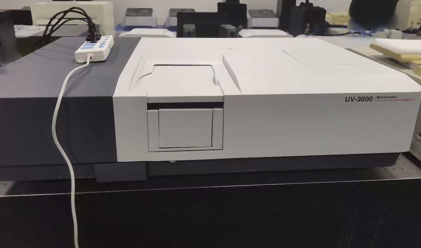 사진 사용됨 SHIMADZU UV-3600 판매용