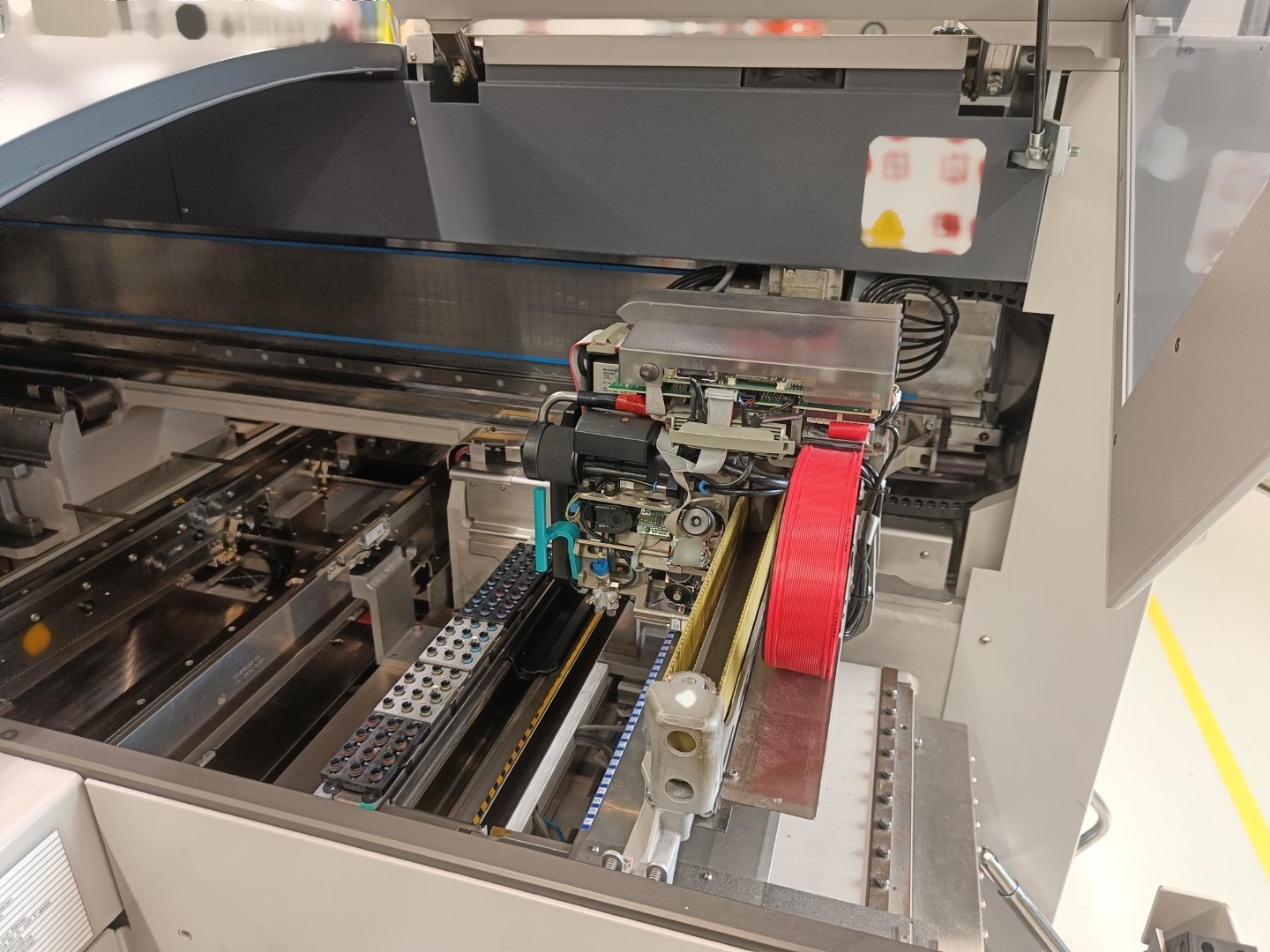 Foto Verwendet SIEMENS / ASM Siplace D4 Zum Verkauf