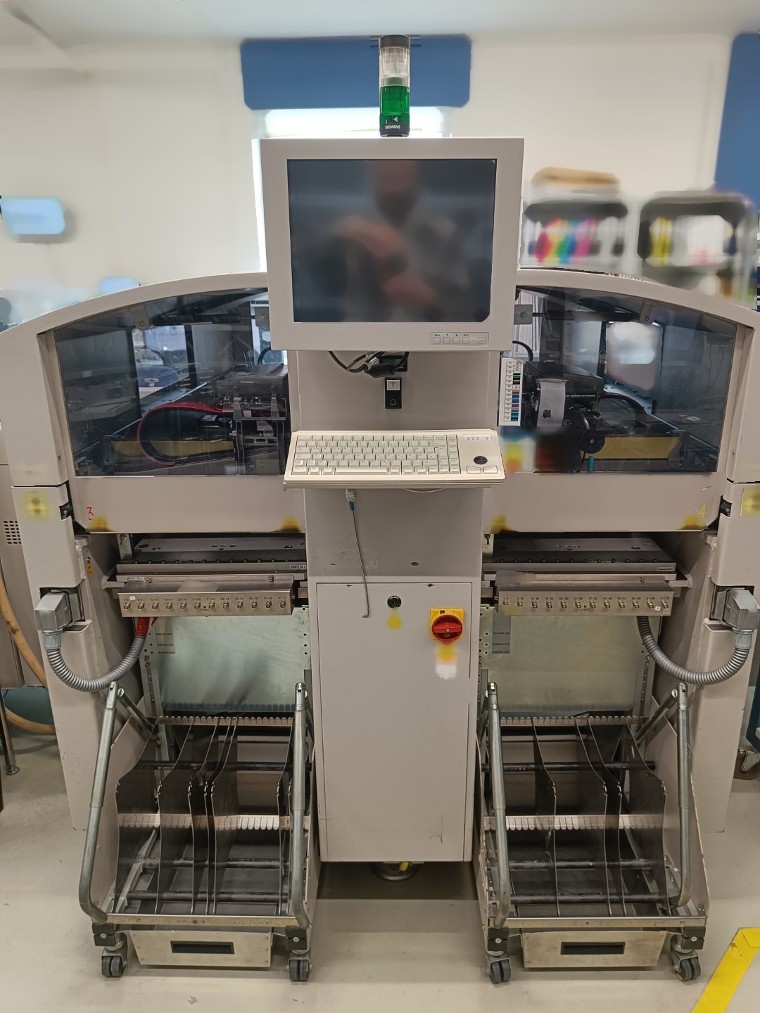 Foto Verwendet SIEMENS / ASM Siplace D4 Zum Verkauf