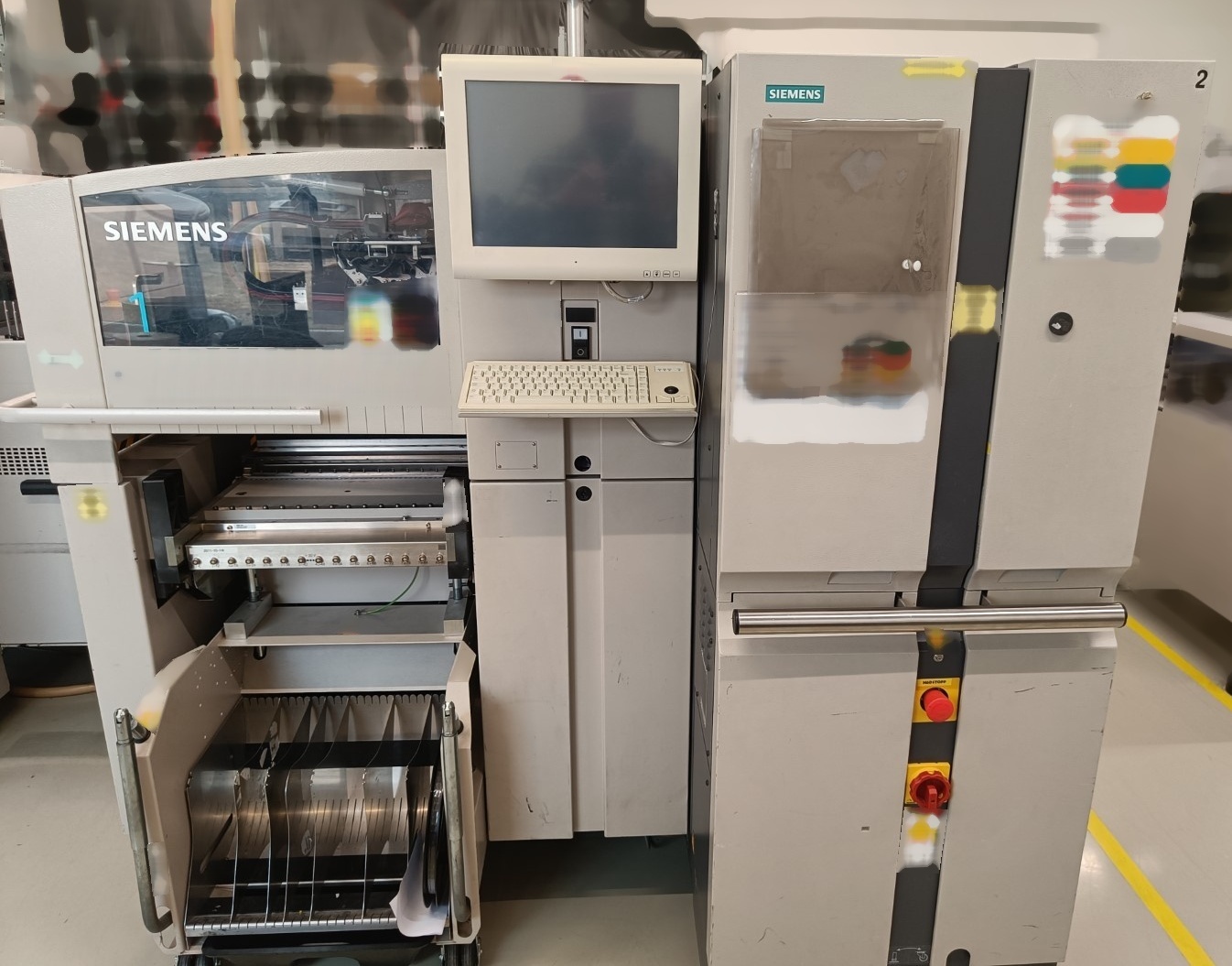 Foto Verwendet SIEMENS / ASM Siplace D4 Zum Verkauf