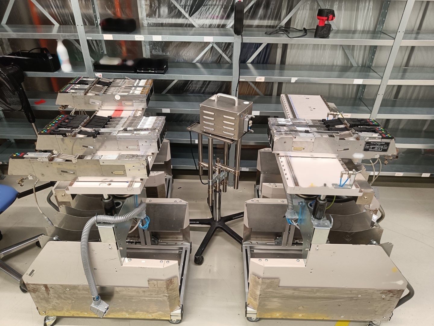 Foto Verwendet SIEMENS / ASM Siplace D4 Zum Verkauf