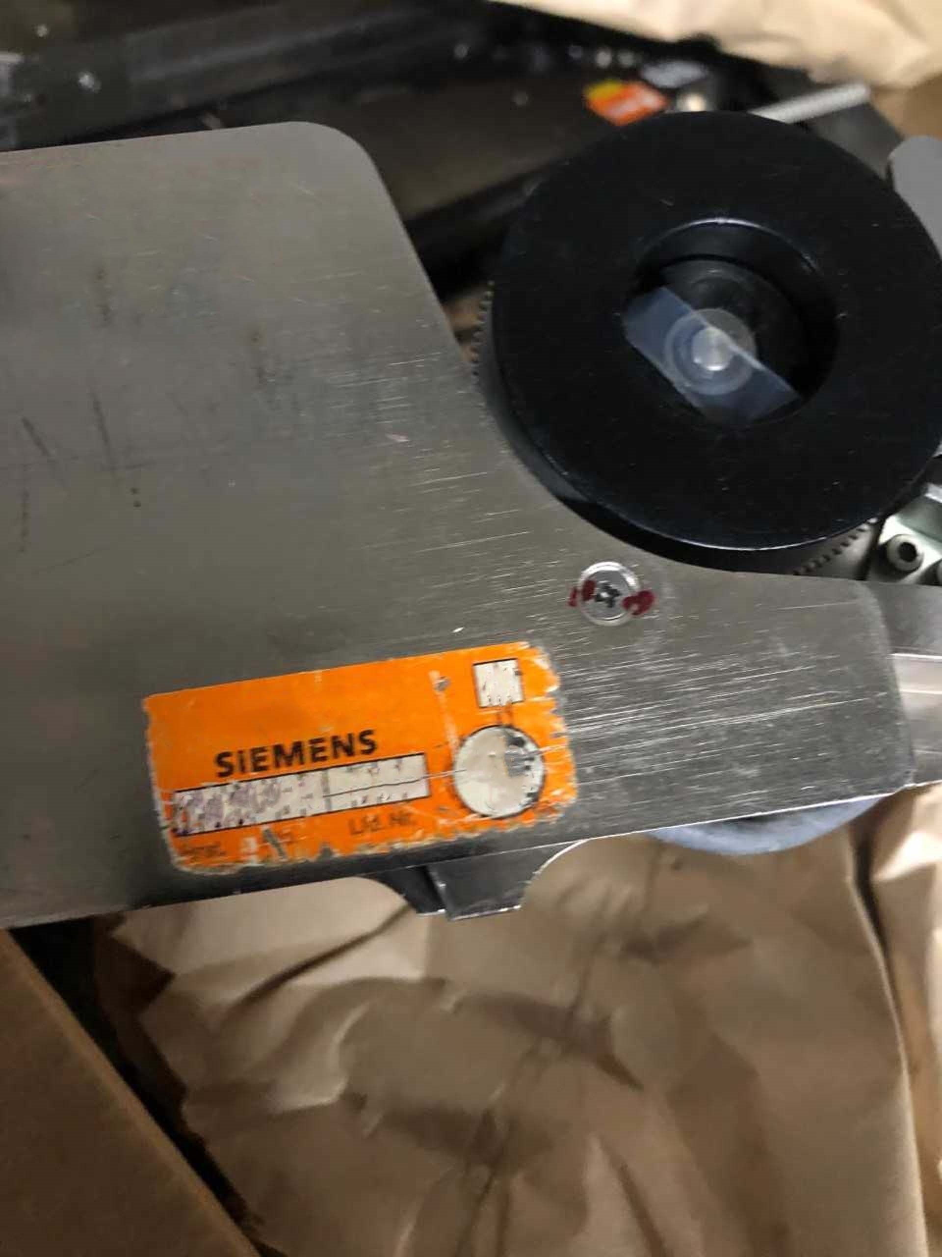 Photo Used SIEMENS 00141107-01 For Sale