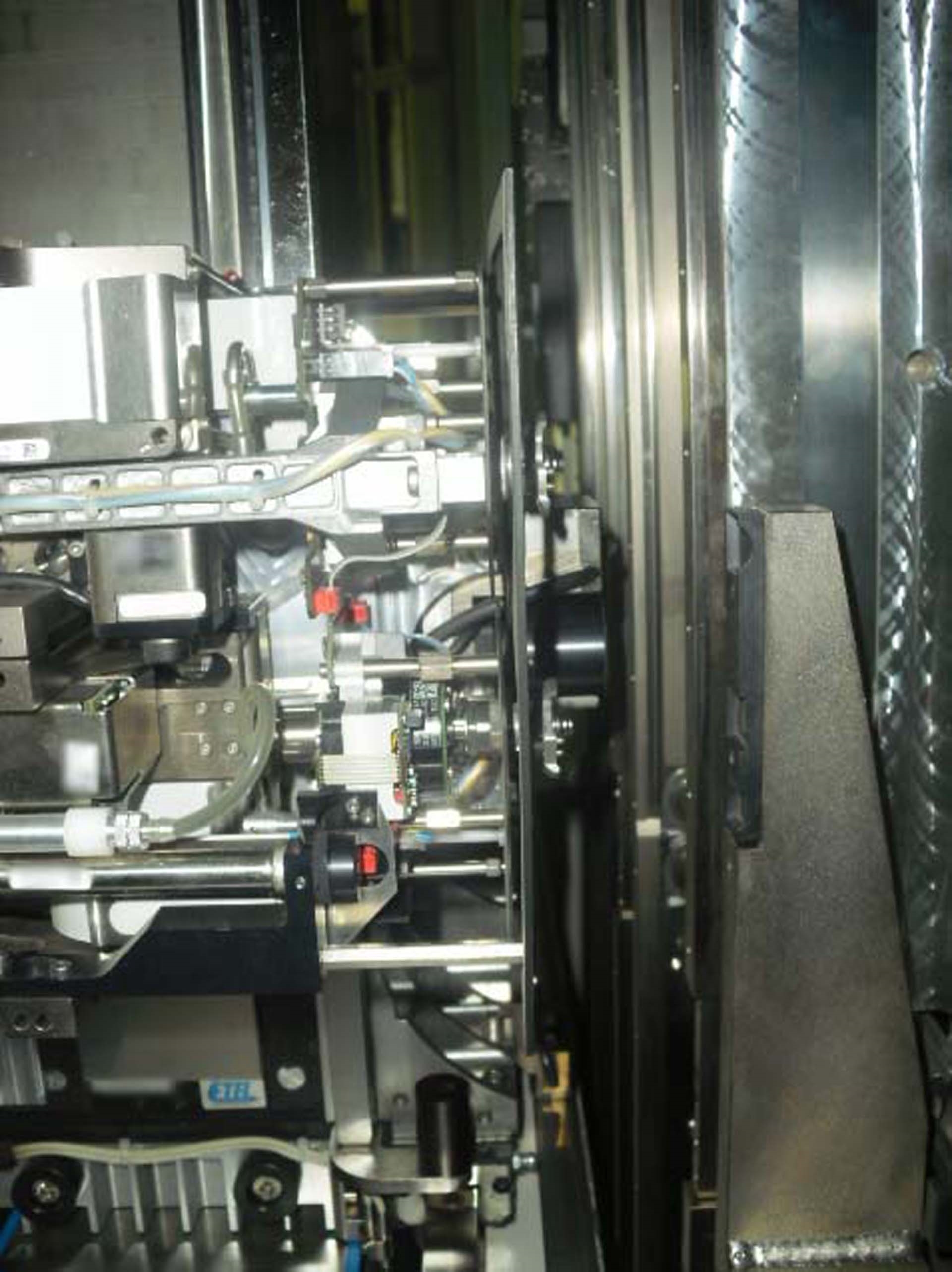 Photo Used SIEMENS Siplace HF3 For Sale