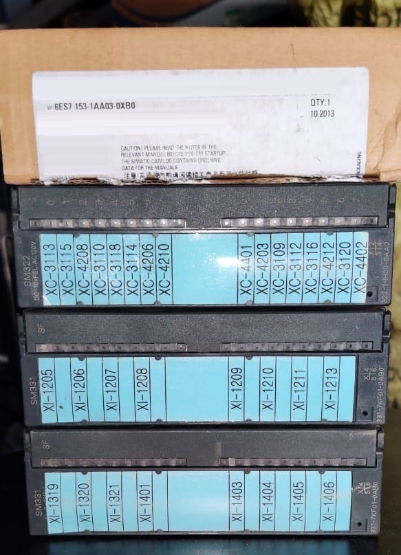 사진 사용됨 SIEMENS Lot of spare parts 판매용