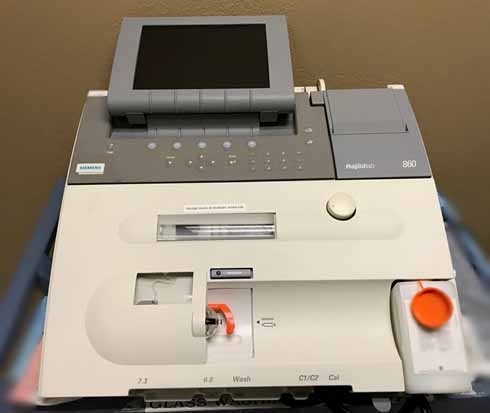 Photo Used SIEMENS RAPIDLab 860 For Sale