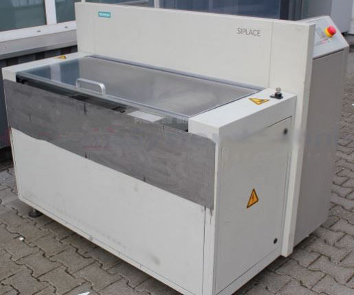 Photo Used SIEMENS Siplace 02 For Sale