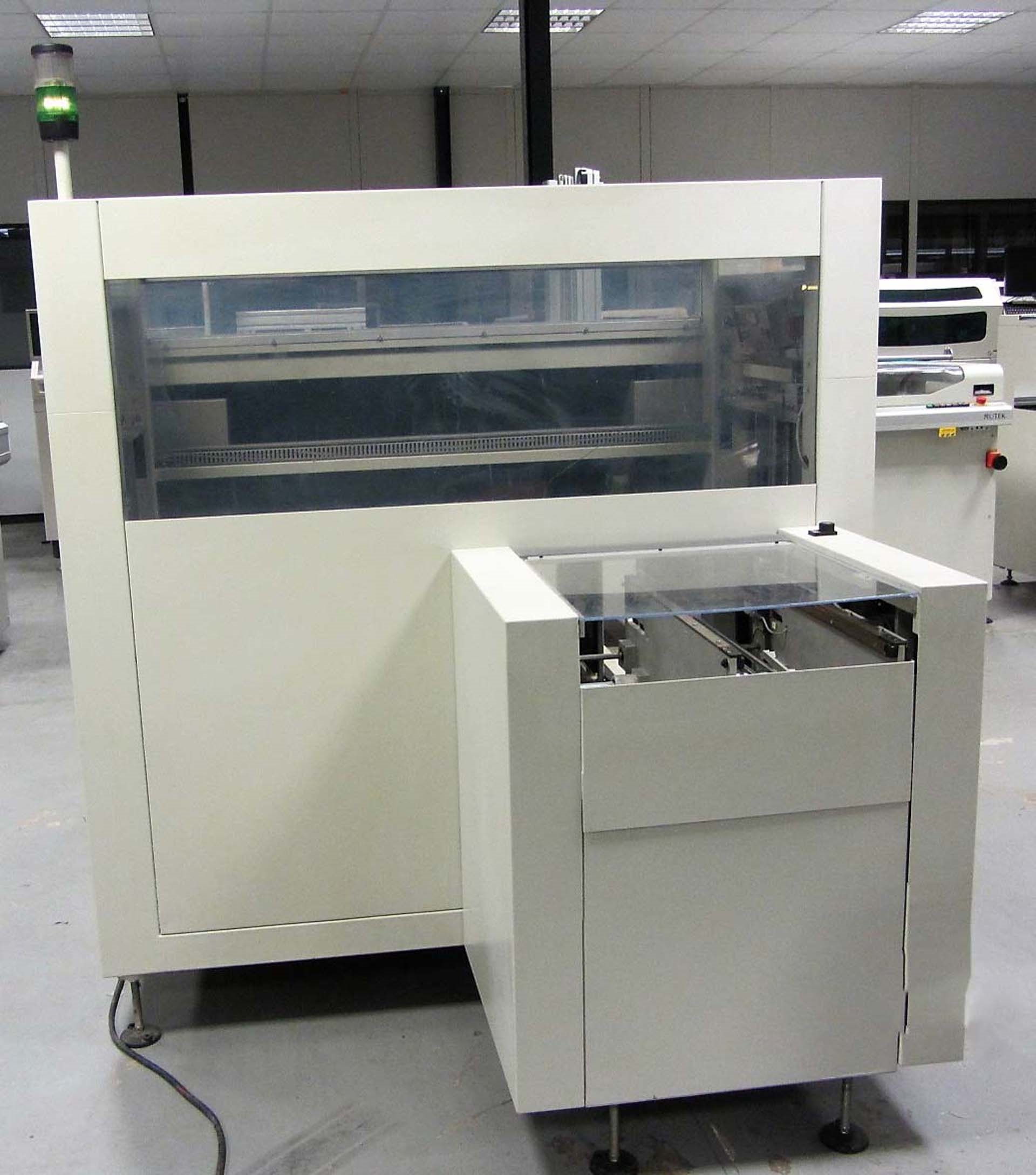 Photo Used SIEMENS Siplace 04 A For Sale