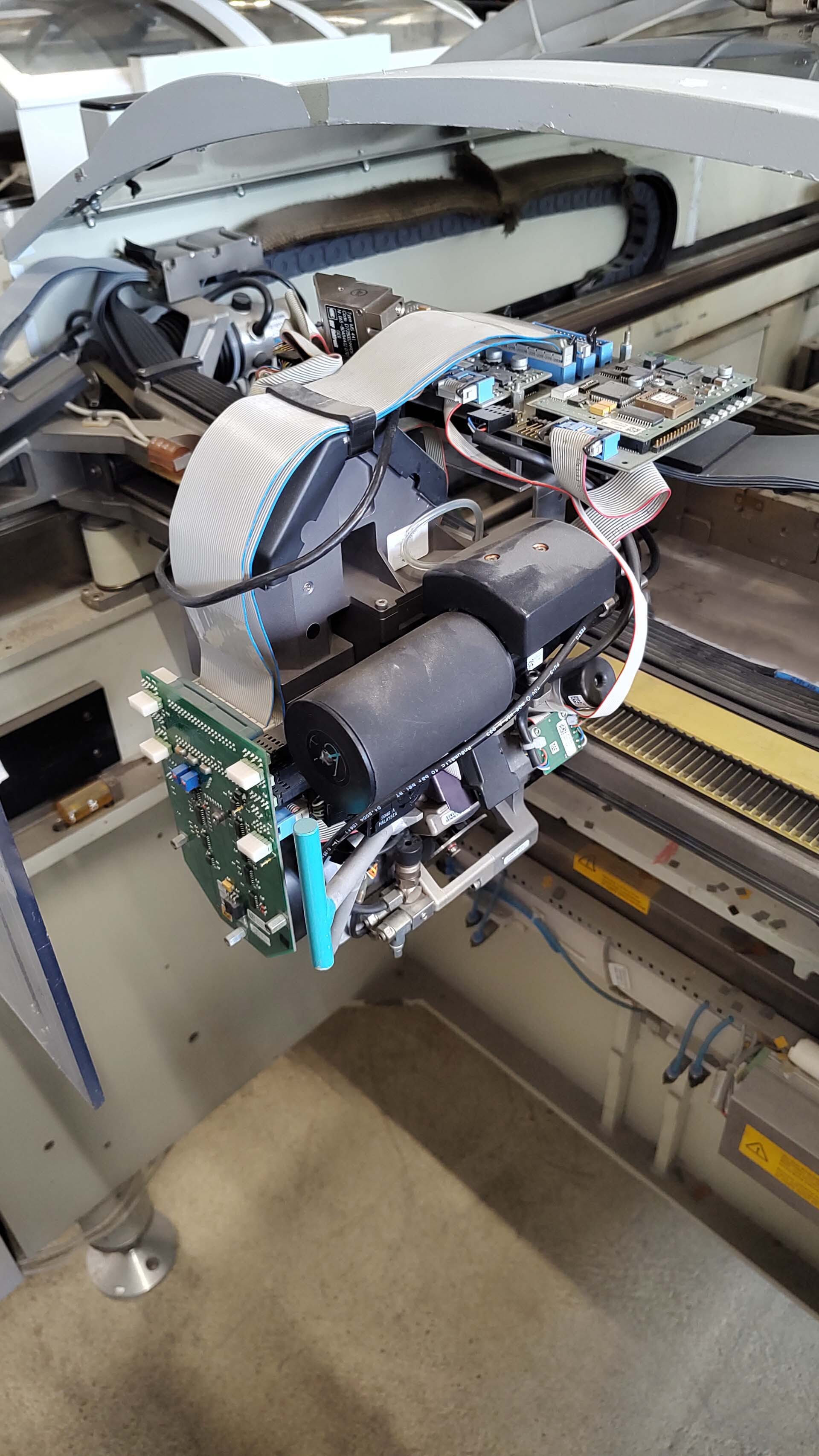 Photo Utilisé SIEMENS Siplace 80 F4/6 À vendre