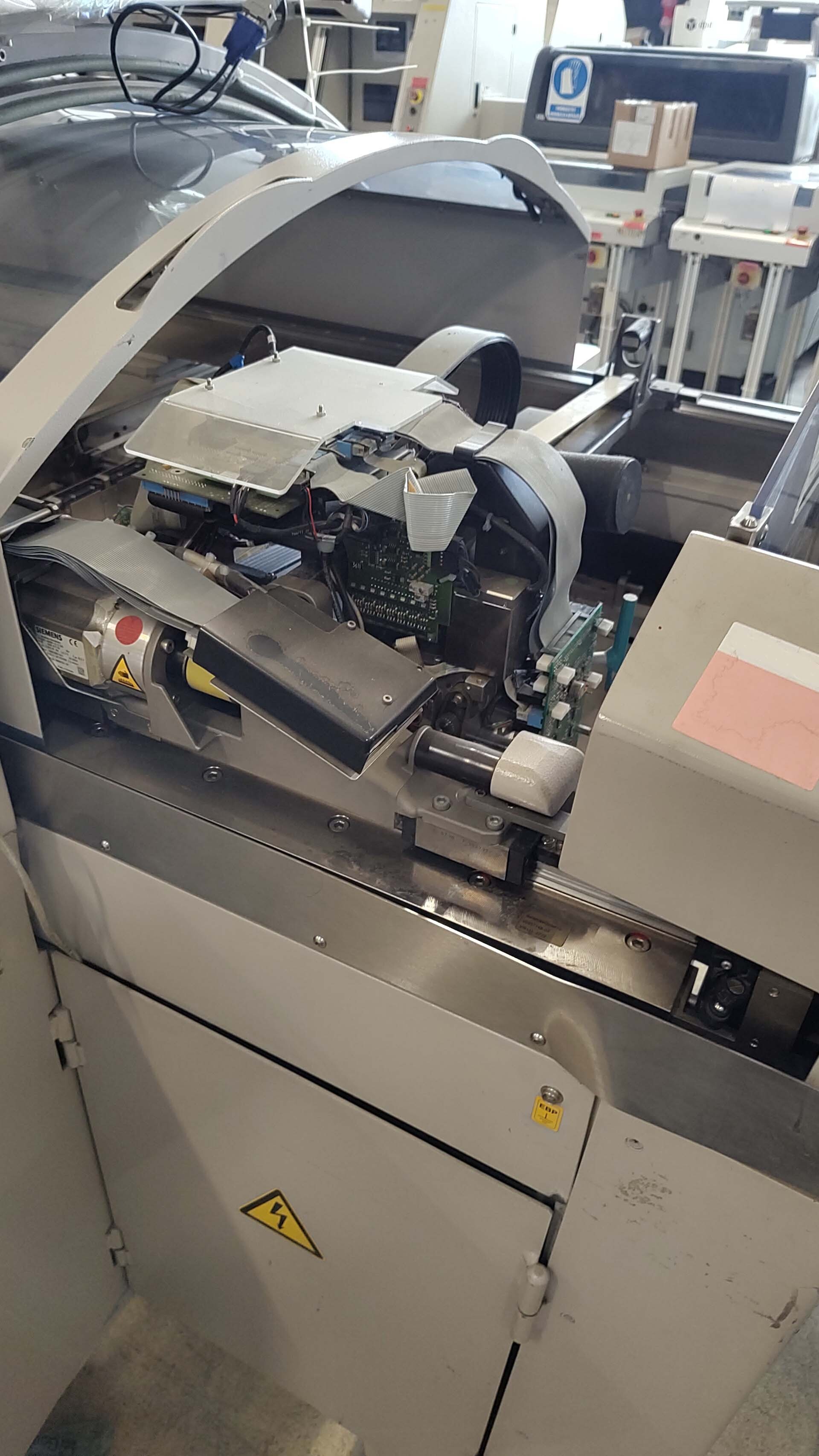 图为 已使用的 SIEMENS Siplace 80 F5 待售