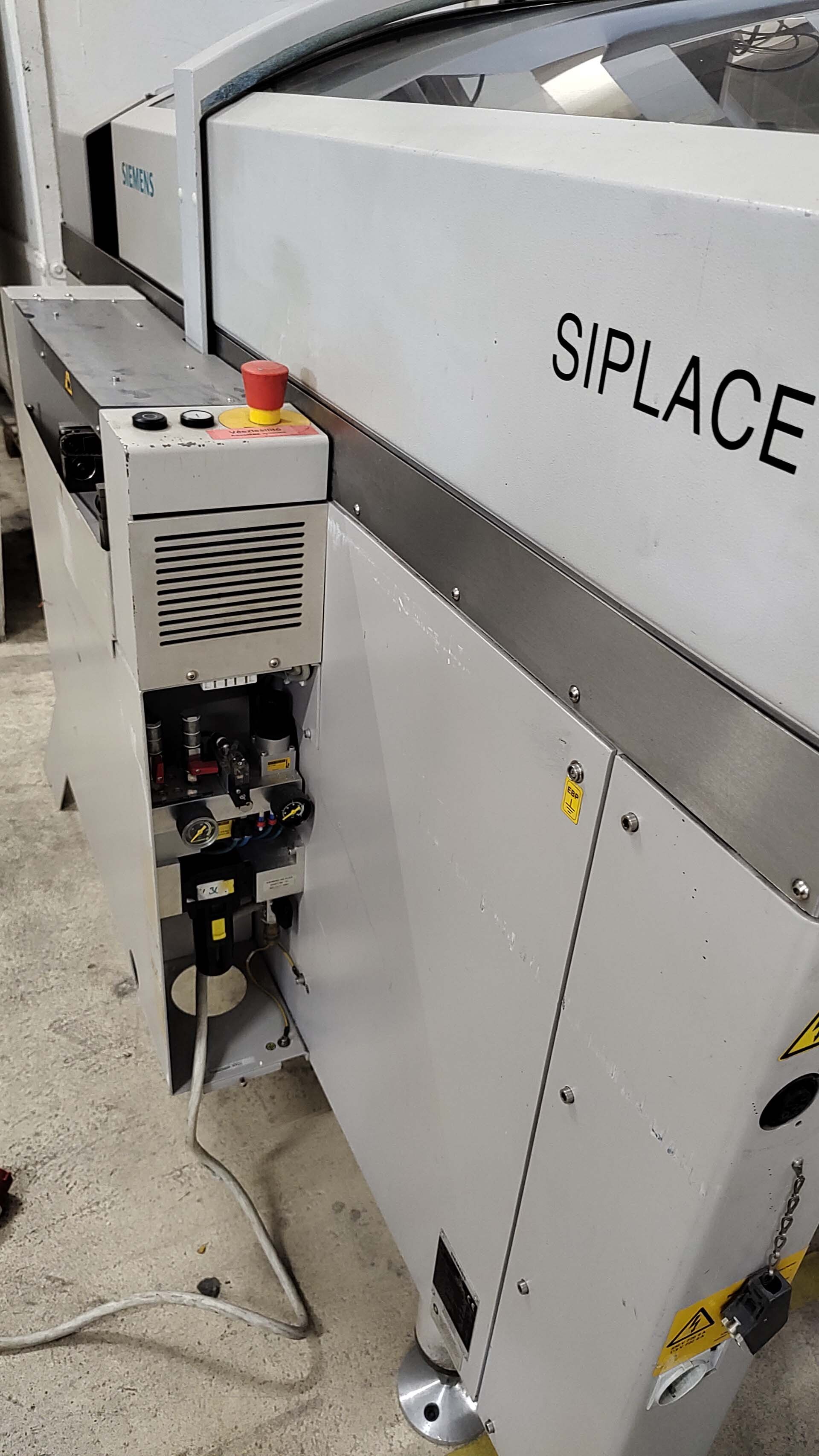 Photo Utilisé SIEMENS Siplace F5 HM À vendre