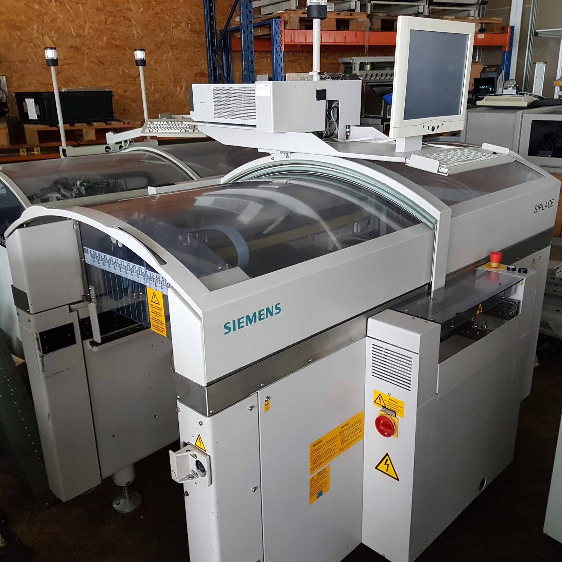 Photo Used SIEMENS Siplace 80 F5 For Sale