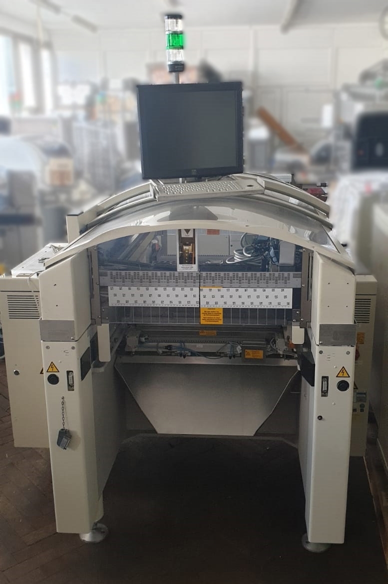 Photo Used SIEMENS Siplace 80 F5 For Sale