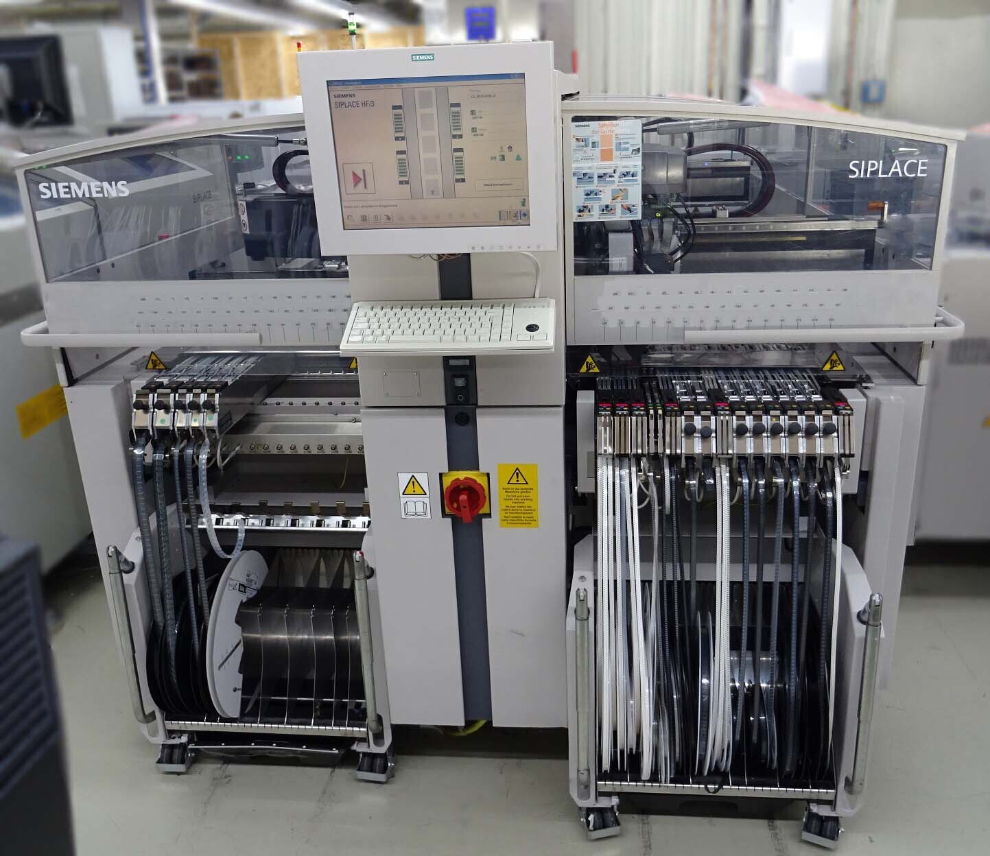 Photo Used SIEMENS Siplace HF3 For Sale