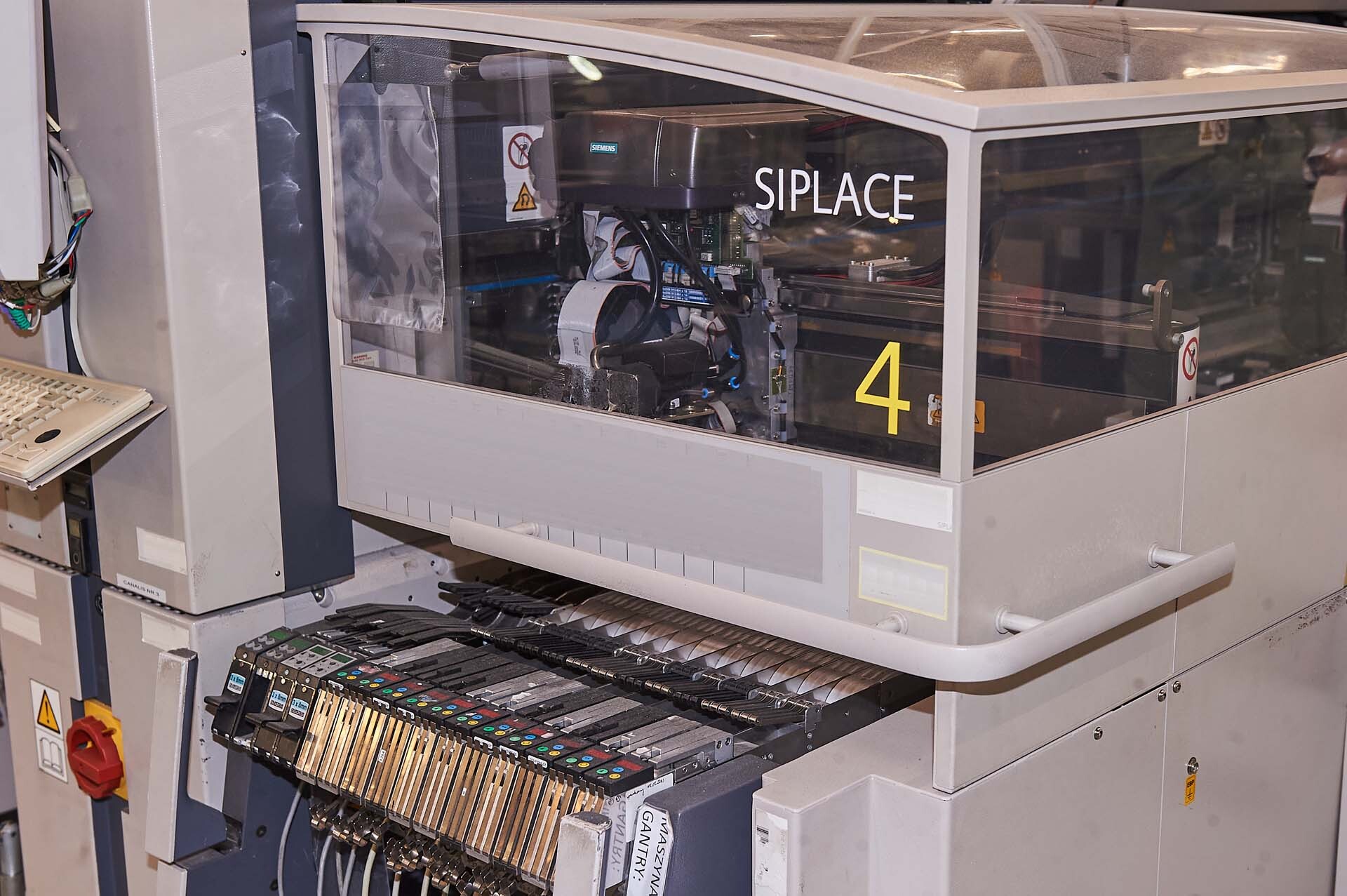 图为 已使用的 SIEMENS Siplace HF3 待售