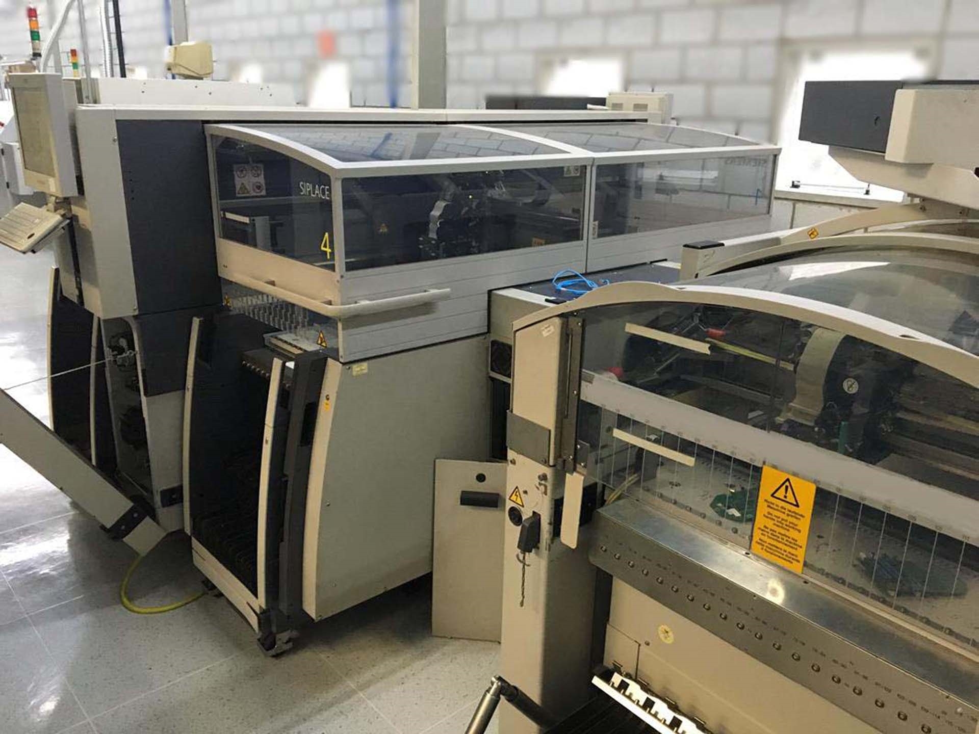 Photo Used SIEMENS Siplace HF For Sale