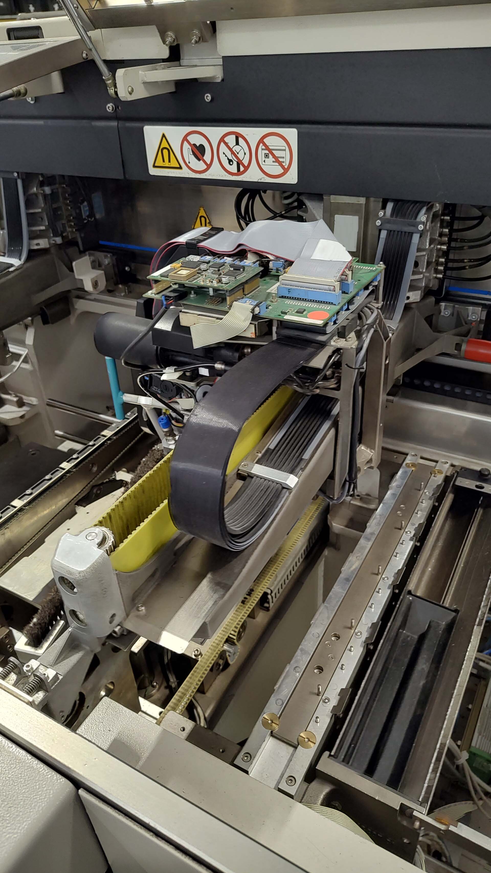 フォト（写真） 使用される SIEMENS Siplace HS50 販売のために