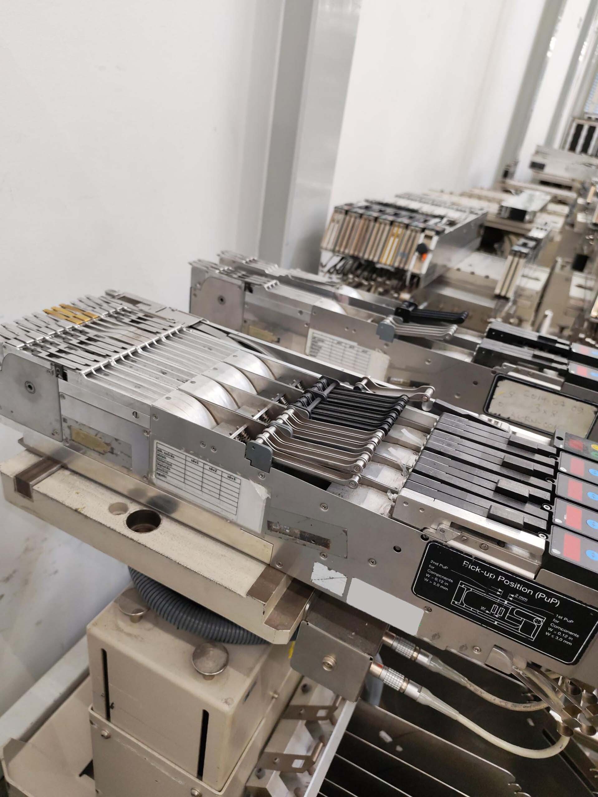 フォト（写真） 使用される SIEMENS Siplace HS50 販売のために