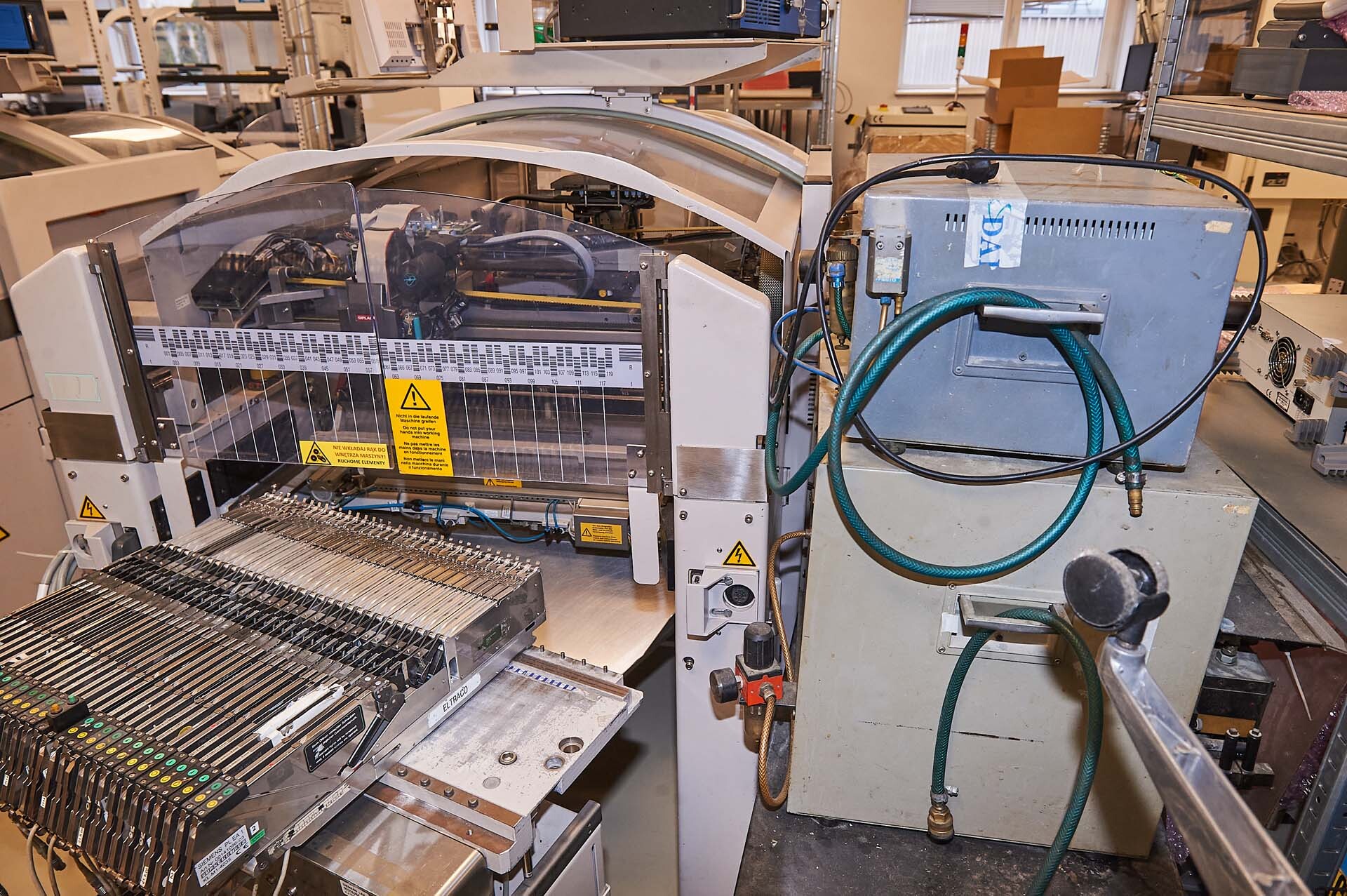 フォト（写真） 使用される SIEMENS Siplace S25 HM 販売のために