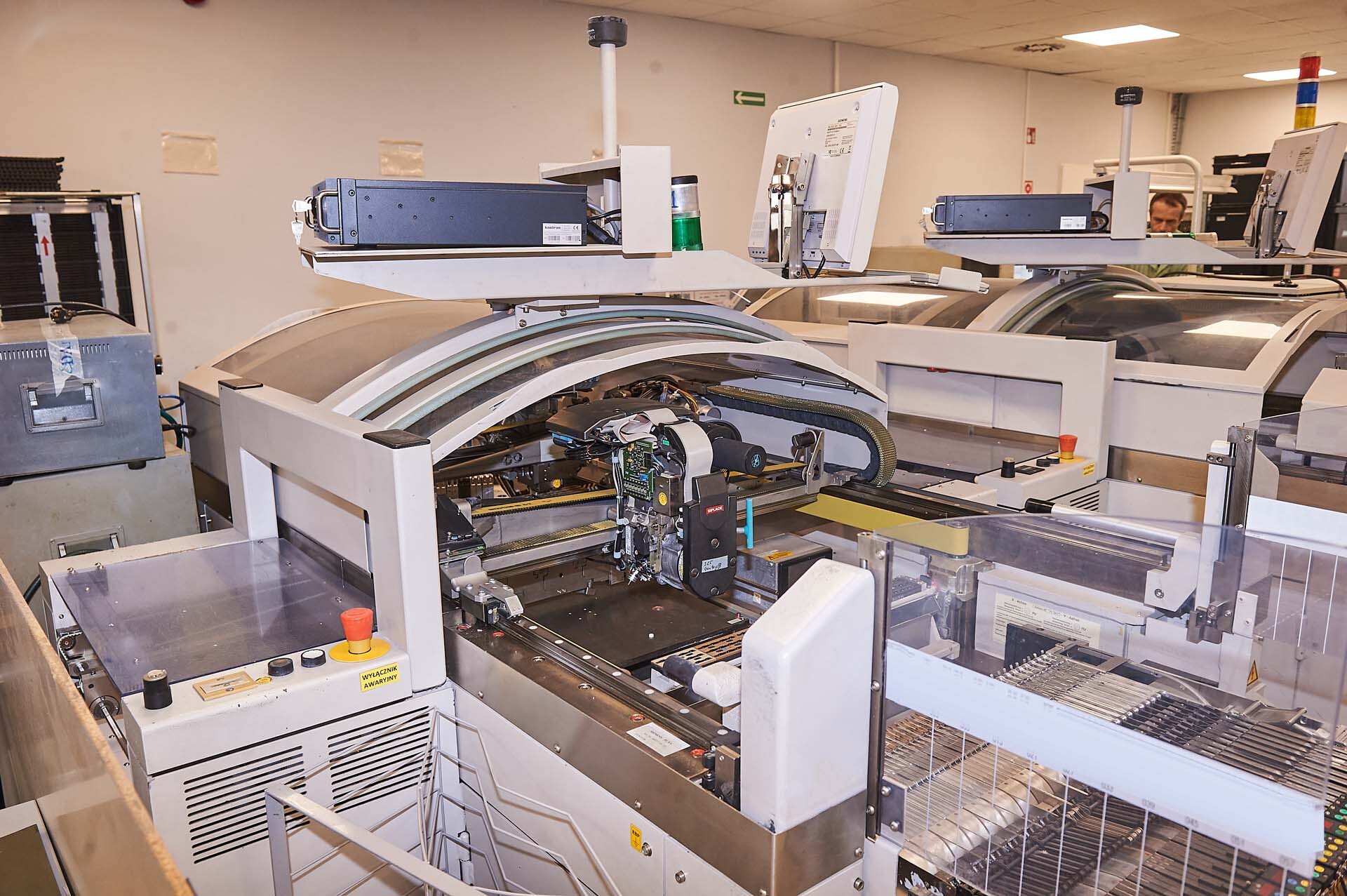 フォト（写真） 使用される SIEMENS Siplace S25 HM 販売のために