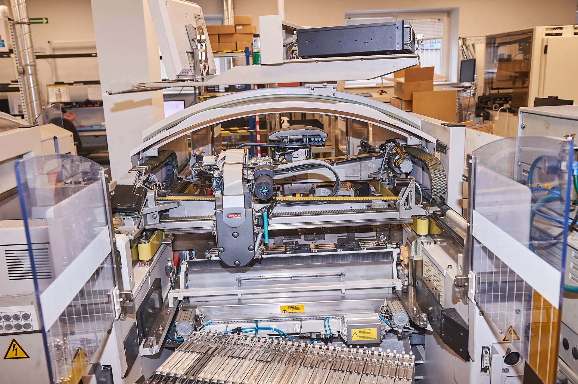フォト（写真） 使用される SIEMENS Siplace S25 HM 販売のために