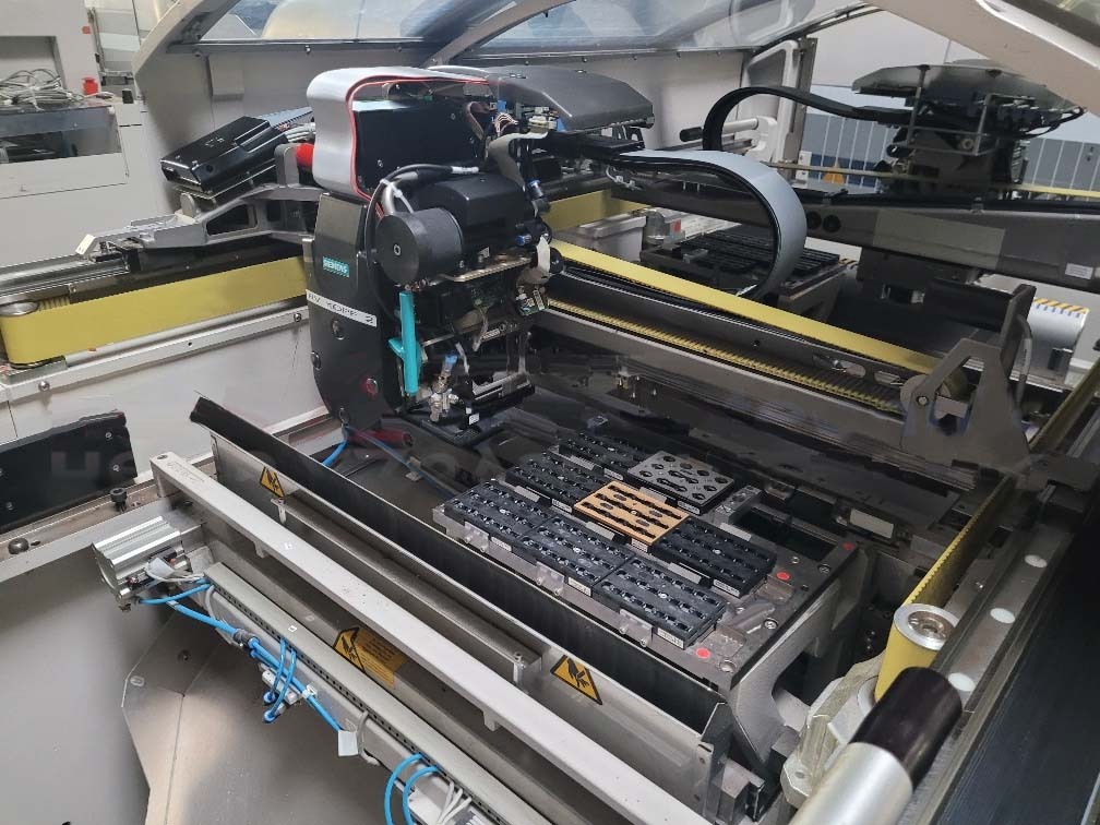 フォト（写真） 使用される SIEMENS Siplace S27 HM 販売のために