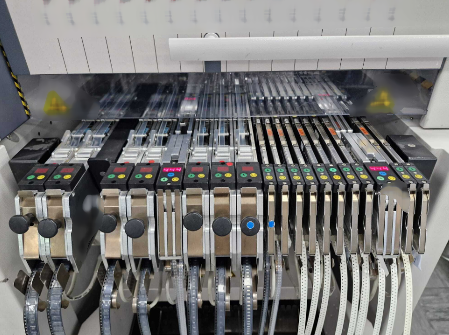 SIEMENS Siplace X3 用于销售价格 #293818142, 2011 > 从 CAE 购买