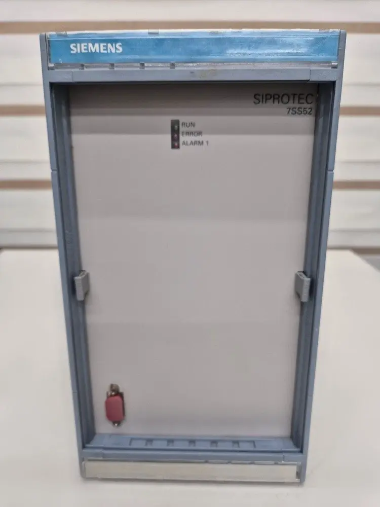 圖為 已使用的 SIEMENS SIPROTEC 4 7SS52 待售