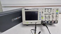 Photo Used SIGLENT SDS1204CF For Sale