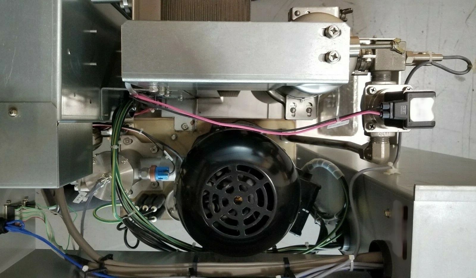 圖為 已使用的 SMC INR-498-016C 待售
