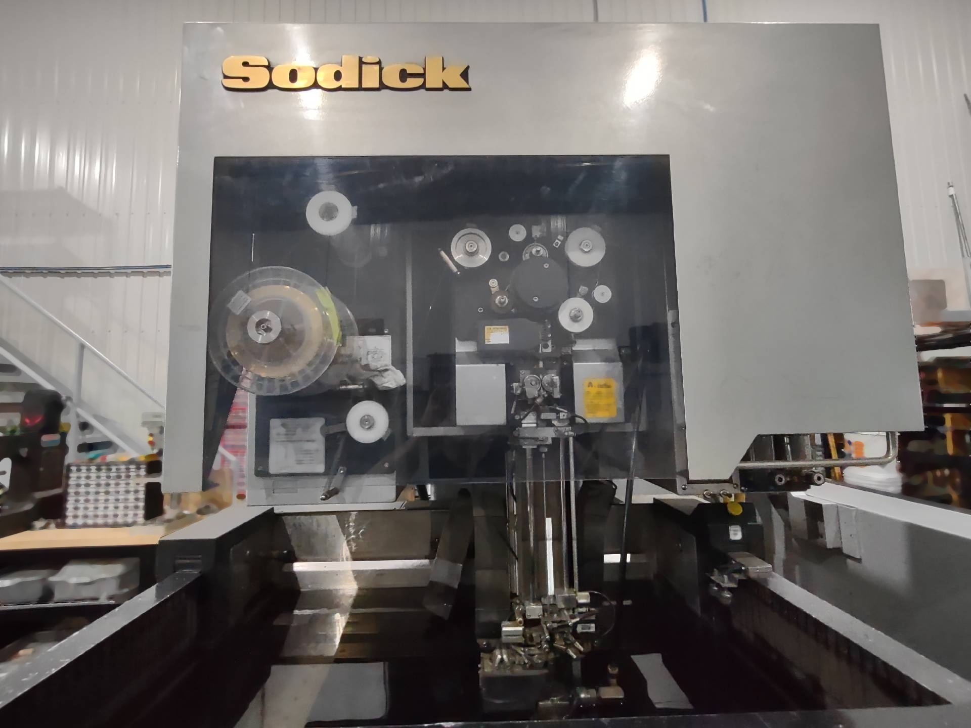 Foto Verwendet SODICK AG600L Zum Verkauf