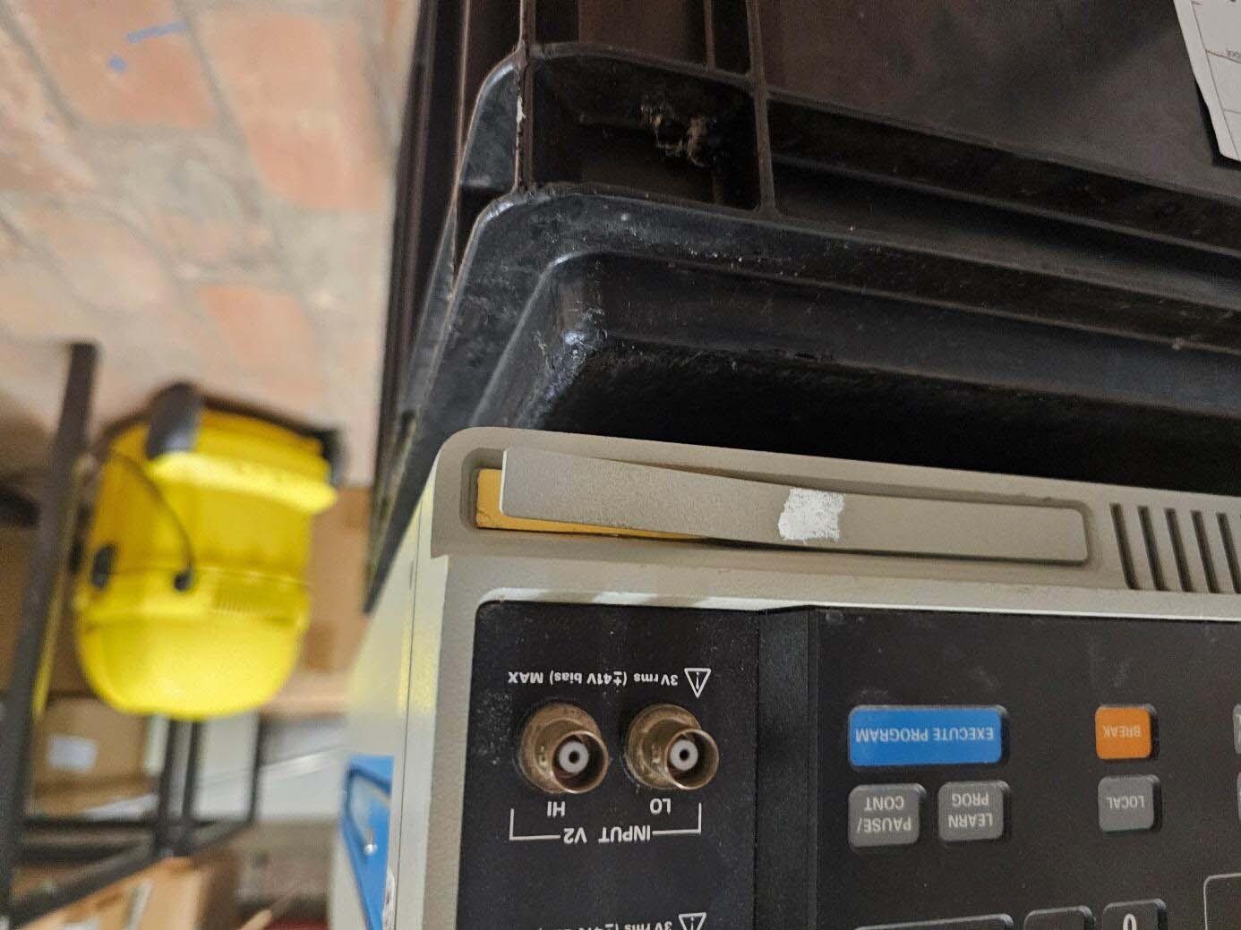 Photo Utilisé SOLRATRON SI 1260 À vendre