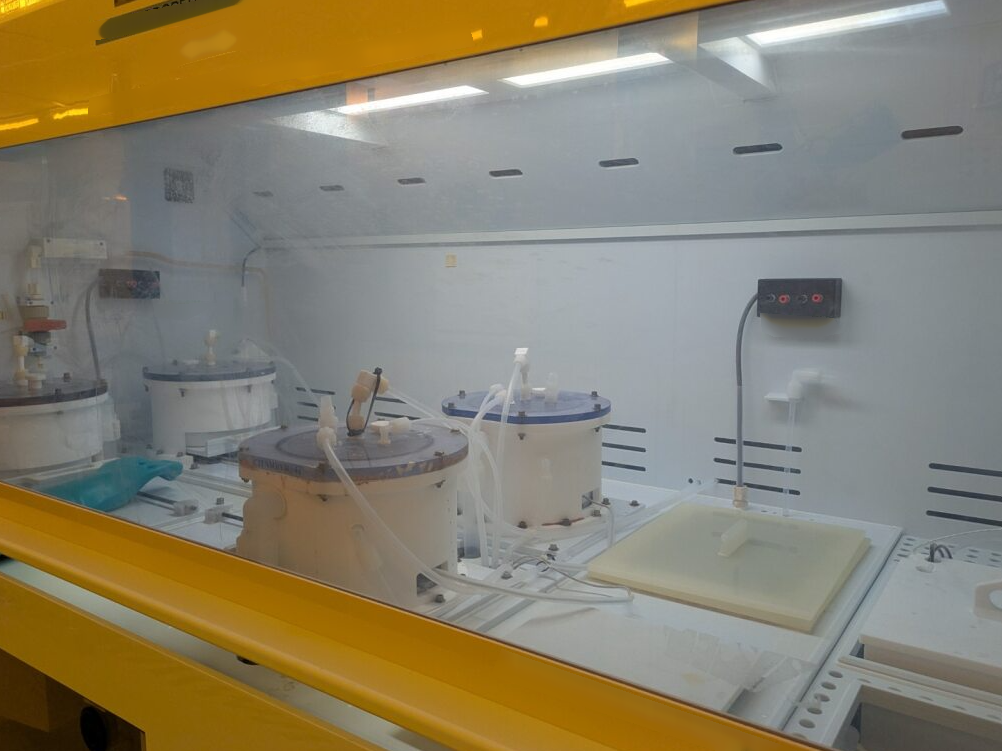 Foto Verwendet SONG JAAN TECHNOLOGY Silicon Electro-Chemical Etching System Zum Verkauf