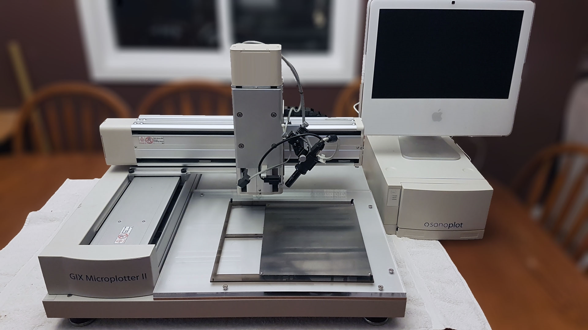 Photo Used SONOPLOT GIX Microplotter II For Sale