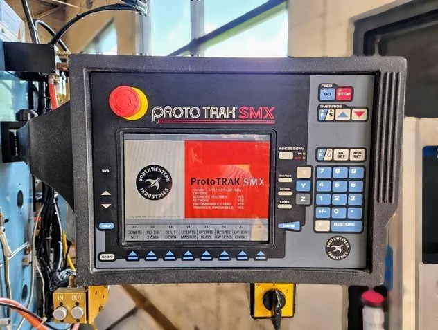사진 사용됨 SOUTHWESTERN INDUSTRIES Trak DPM SX2P 판매용