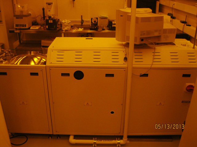 Photo Used SPECIALTY COATING SYSTEMS / SCS PDS 2060PC For Sale