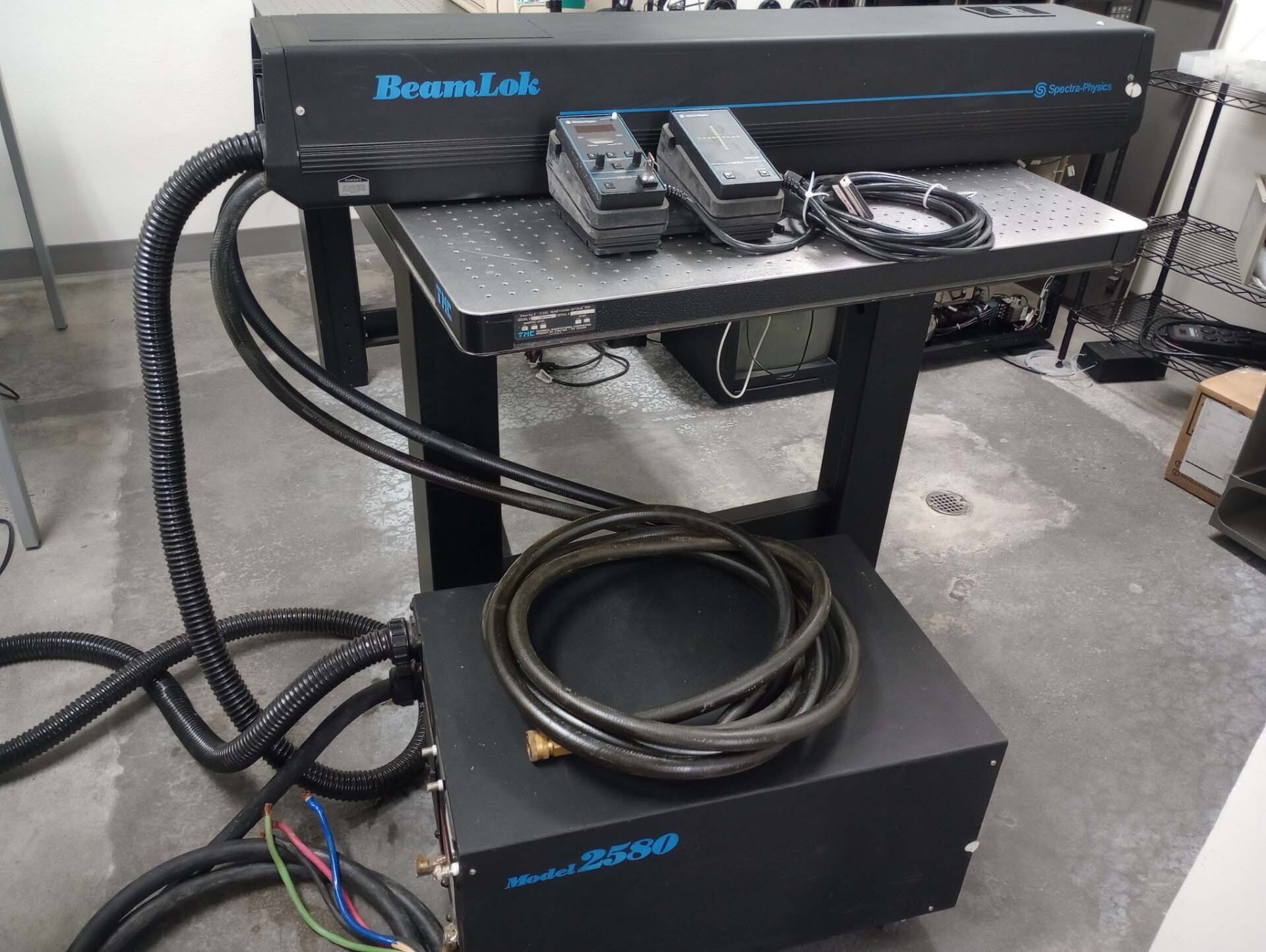 사진 사용됨 SPECTRA PHYSICS BeamLok 2060-10S 판매용