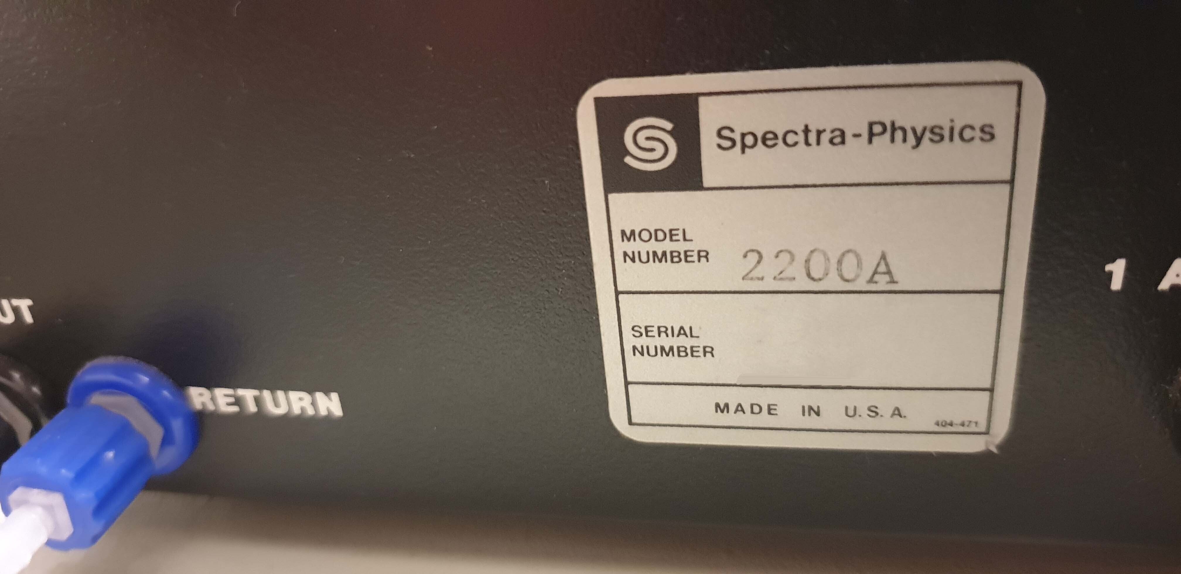 Photo Used SPECTRA PHYSICS Chiller for 2200A For Sale