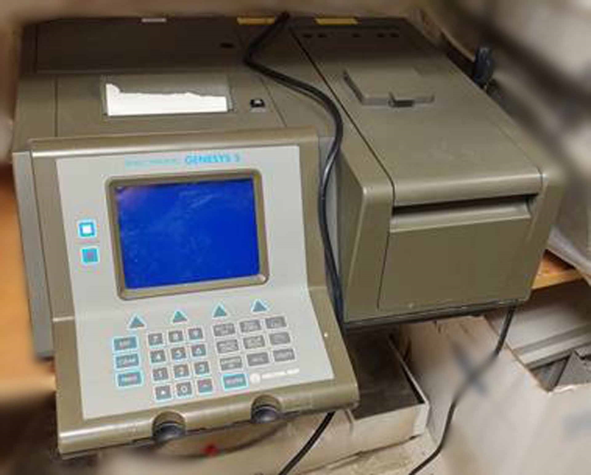 Photo Used SPECTRONIC GENESYS 5 For Sale